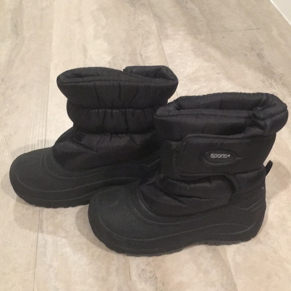 Little kid snow boots